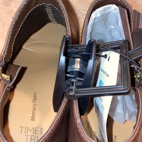 Zipper Boot - Picture 6 of 8